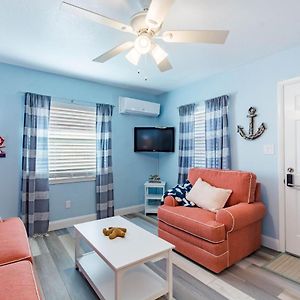 Upham Beach Inn
